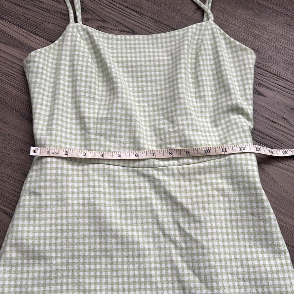 Wildfred | Aritzia Isabelle dress in gingham light green and white size 4 - Picture 8 of 16